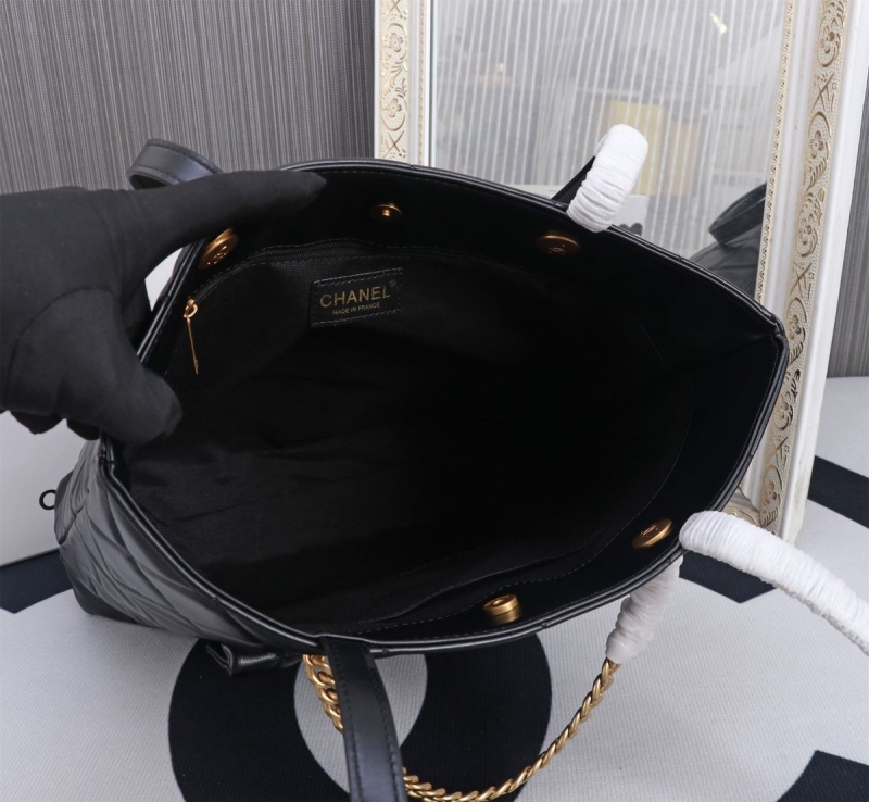 Ch**el shopping bags